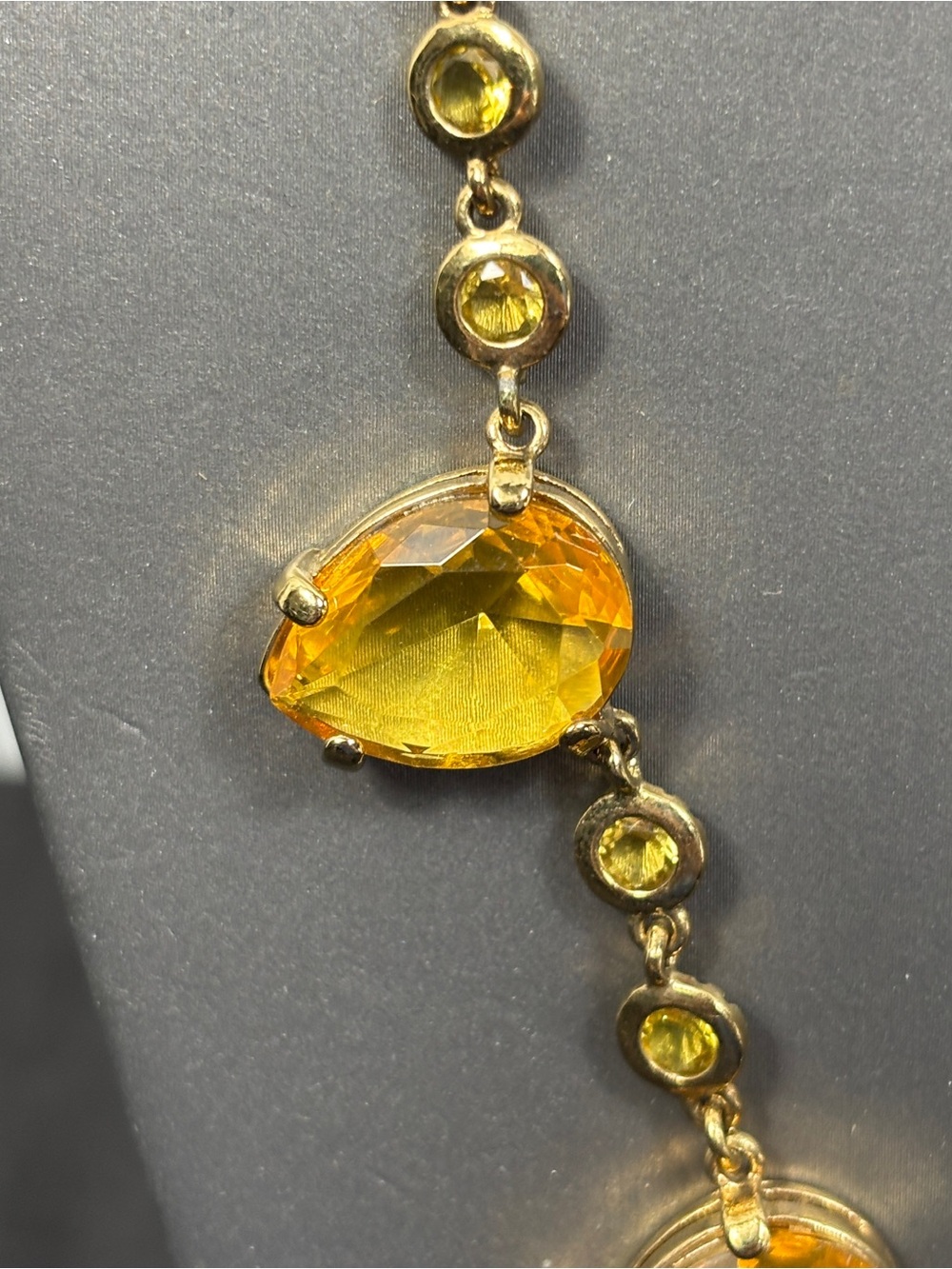 J. Crew Necklace Yellow Faux Faceted Acrylic/Plastic Goldtone 26" - Picture 7 of 11